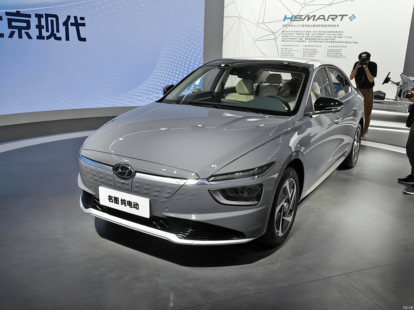 现代名图纯电补贴后价格,现代电动汽车推荐哪款车