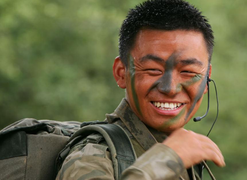 王宝强堪称传奇的人生,王宝强的悲喜人生路