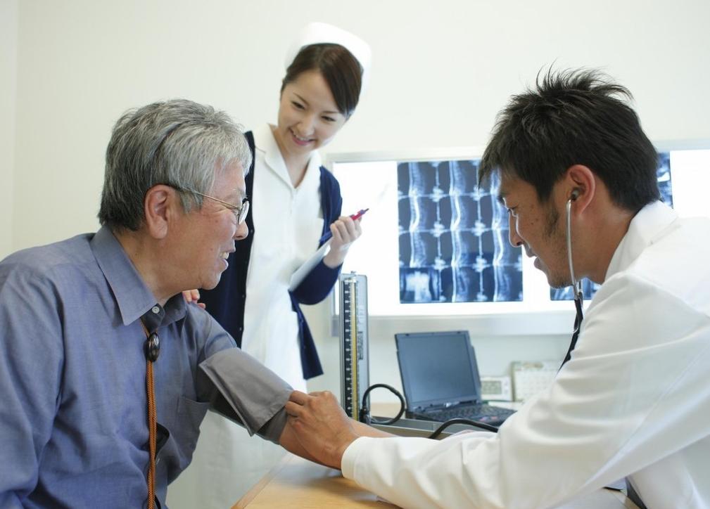 70以上为什么身体会觉得明显衰老,70岁女人器官衰老情况