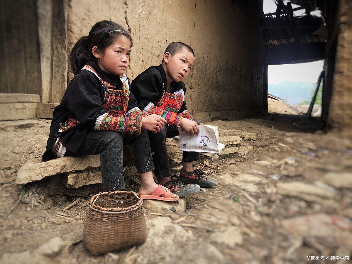 把老师写哭的作文完整版,伤感作文能让老师哭