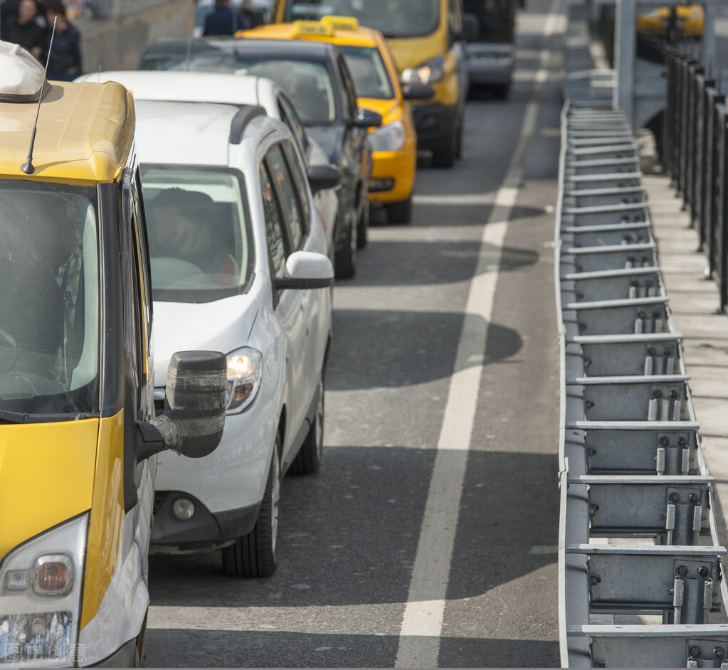 货拉拉女生跳车事件后续,货拉拉女生跳车事件结果