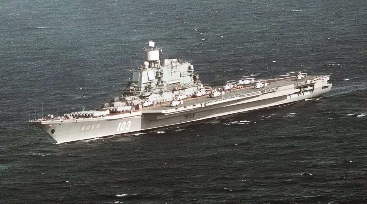 俄罗斯卖飞机套路中国,我方慧眼识破,网友齐呼:我们不是印度!