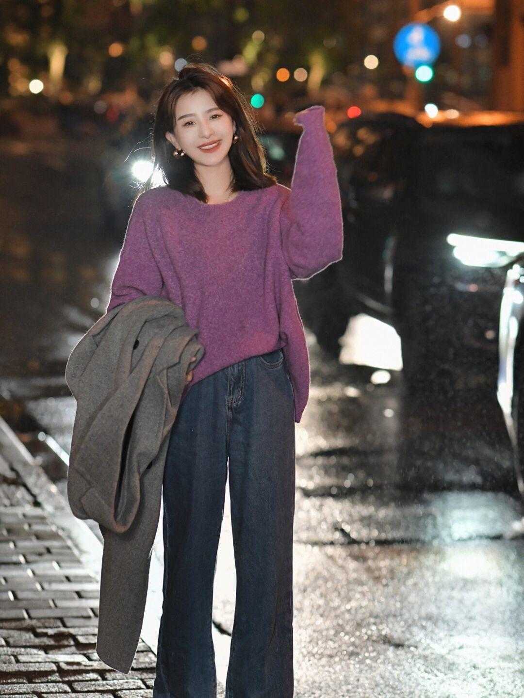 冬天搭配大衣的中长款毛衣,最高级的搭配大衣毛衣你会搭吗