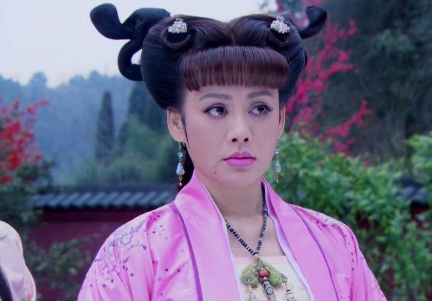 明明是同一个人，换部剧里却像变了个人，这3位女星都被造型拖累