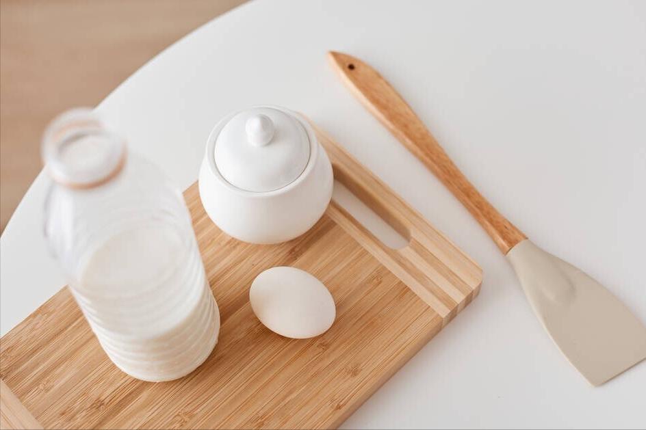 都是奶制品，纯牛奶和早餐奶有啥区别？奶制品也分等级，涨知识