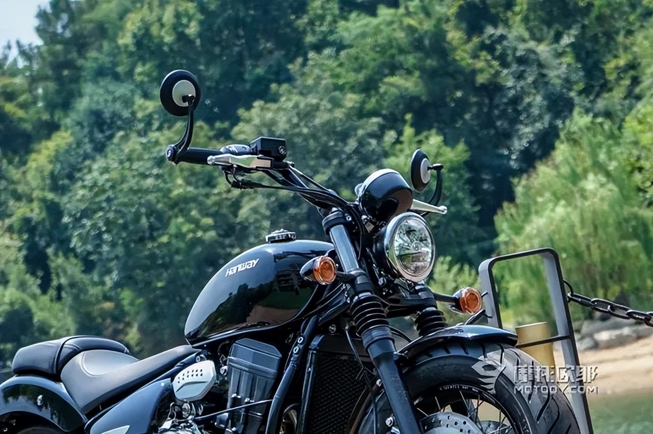 汉威bobberb40和金吉拉300,汉威bobber改双座