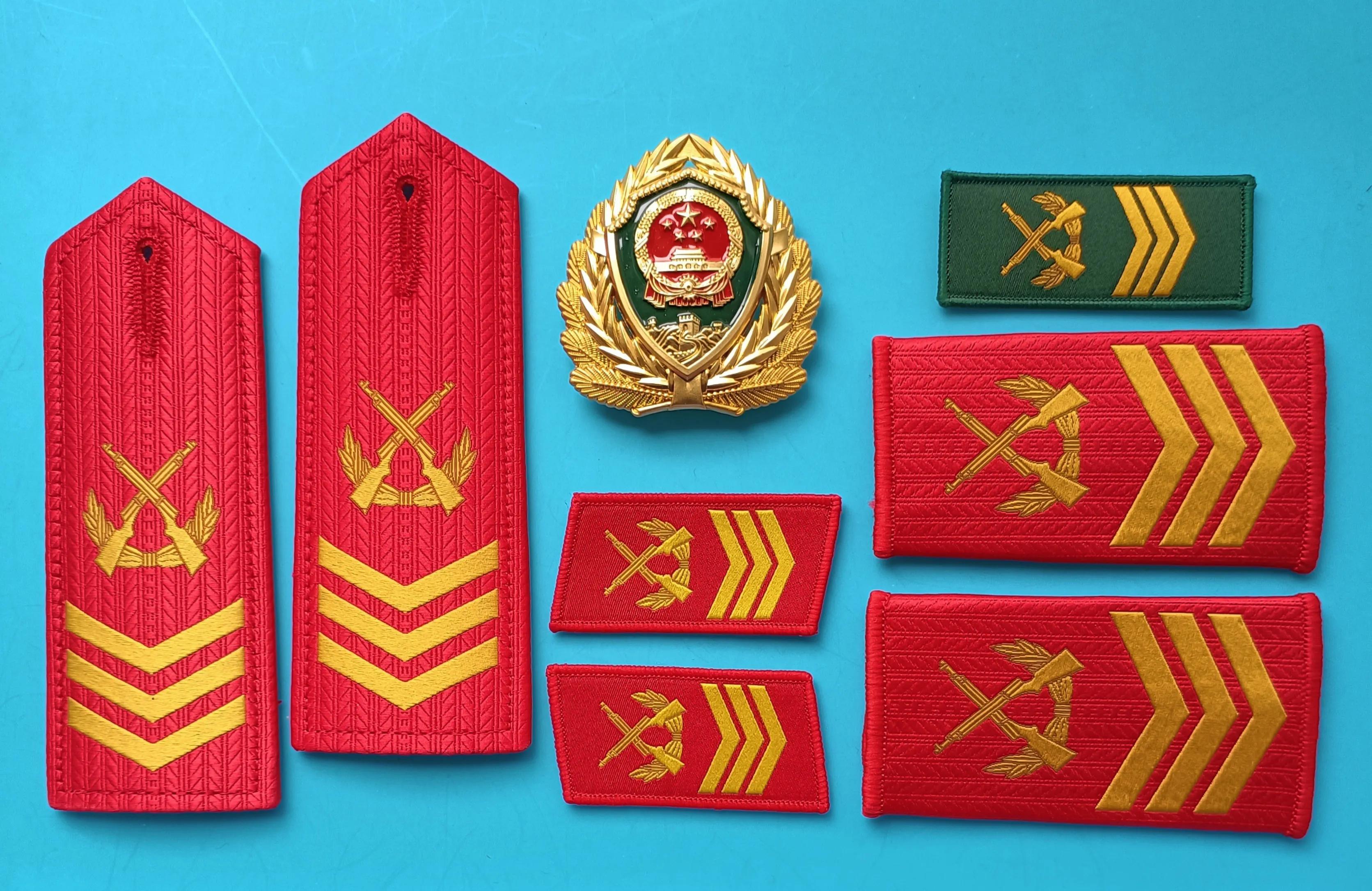 毛启国军装,毛启国警用帽徽