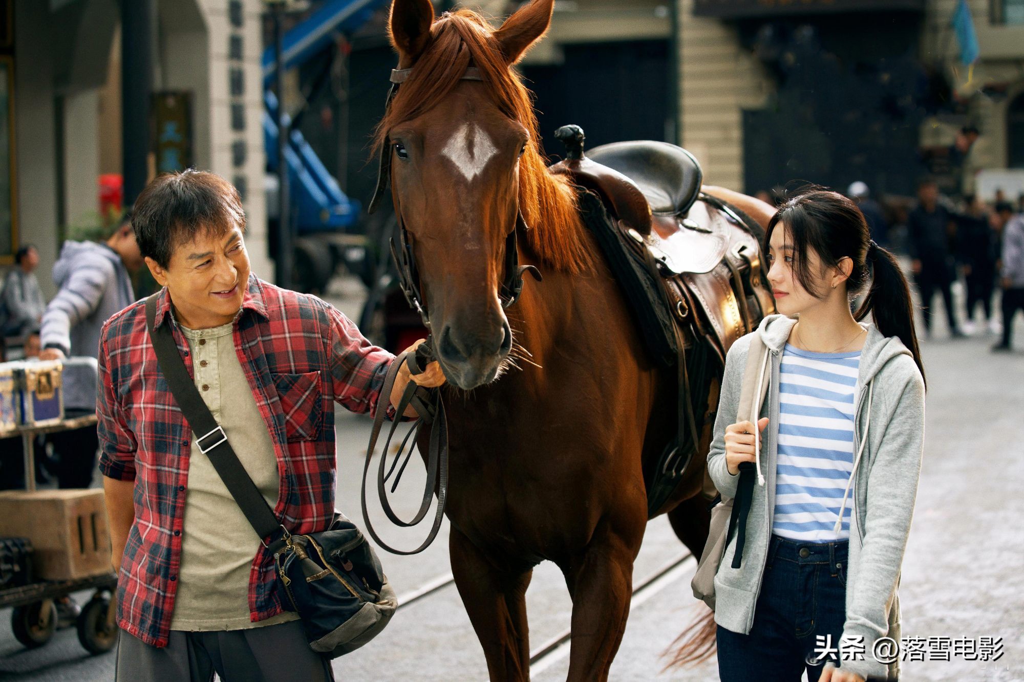 成龙龙马精神致敬真实的谎言,成龙龙马精神哪一年