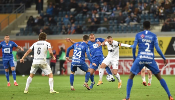 他其貌不扬，是“豆包姐”同胞，本赛季28岁的他要带队拿比甲冠军