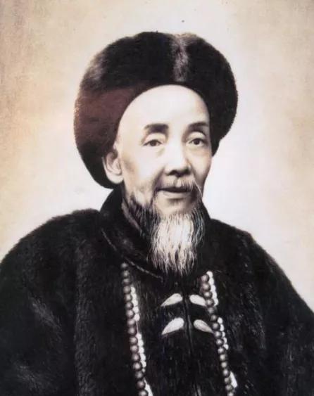 在香港，人们是怎么被文言文*脑洗**成“港独”的？