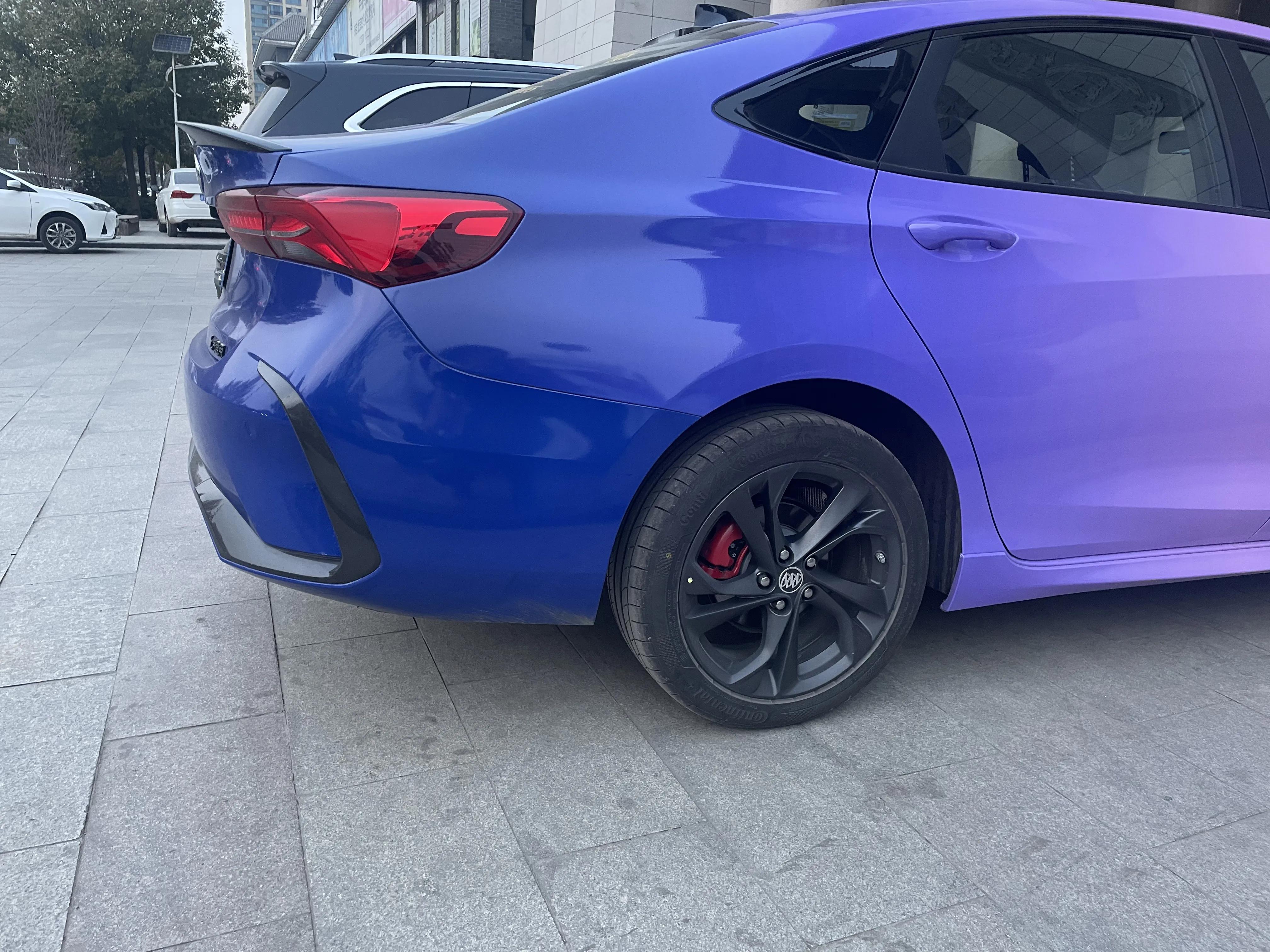 带朋友坐我的车兜风,带我朋友去旅游图片