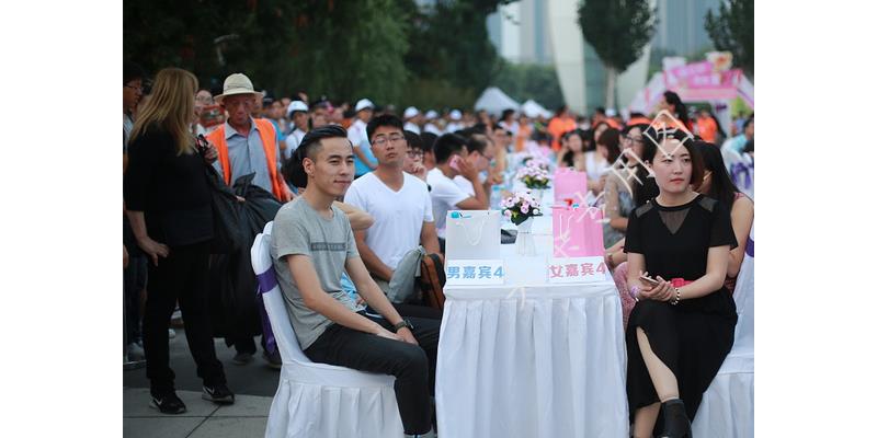 人到老年怎么干不动了,瘫痪在床的老人何去何从