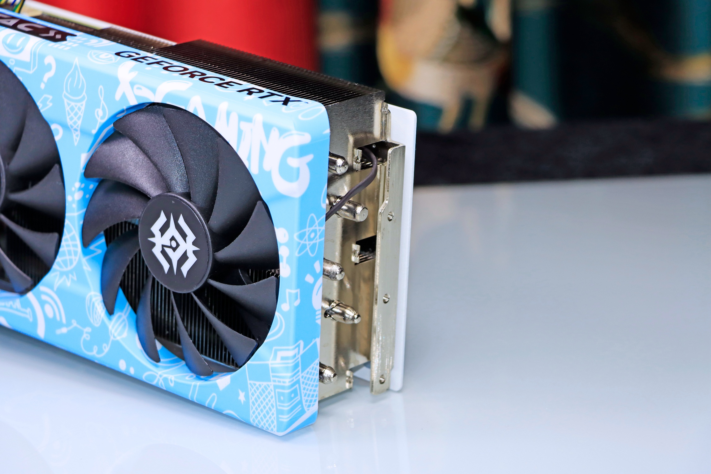 b760-ggaming小吹雪主机搭配,b760-g吹雪13600kf测评