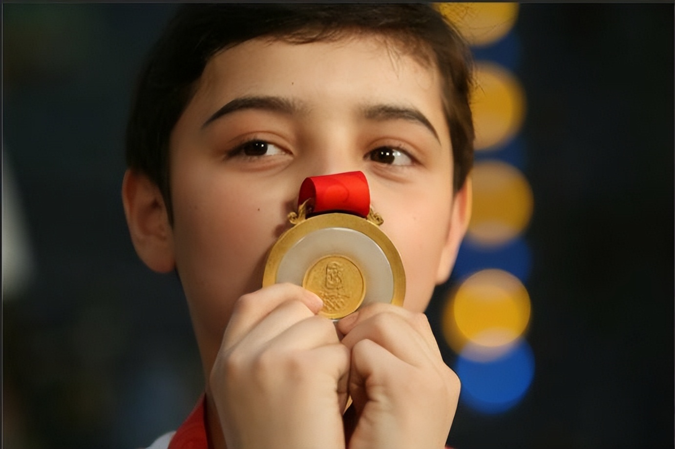 有种整容叫童星长大,阿尔法长大变帅了