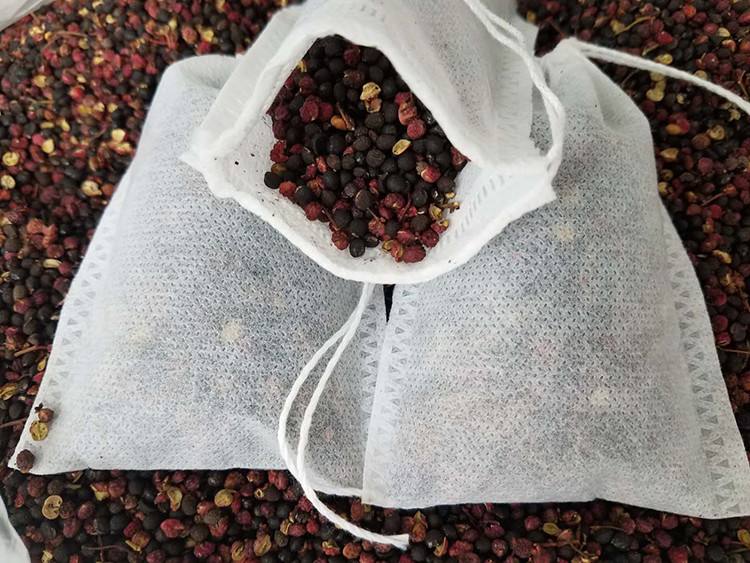 夏天蚊子太多教你一招解决,家里蚊子多不用慌教你个土方法