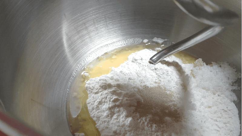 无烤箱冰皮绿豆饼做法,无烤箱酥皮绿豆饼做法