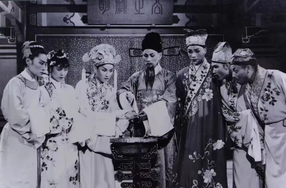 扬秦腔风华，传家国正音——写在被田汉誉为“世界三大最古老剧社之一”的西安易俗社创建110周年之际