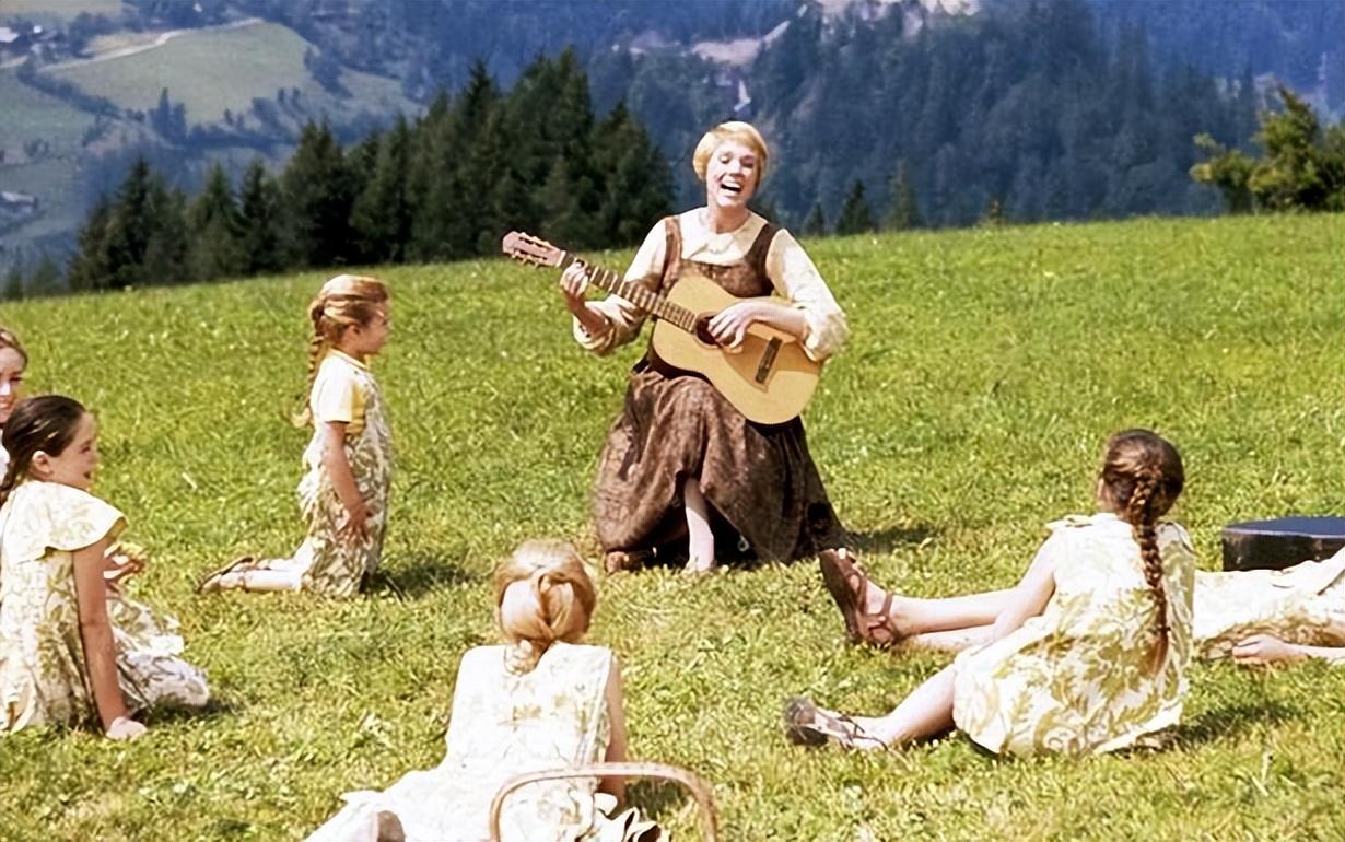 去聆听美好的音乐之声,音乐之声玛利亚唱歌