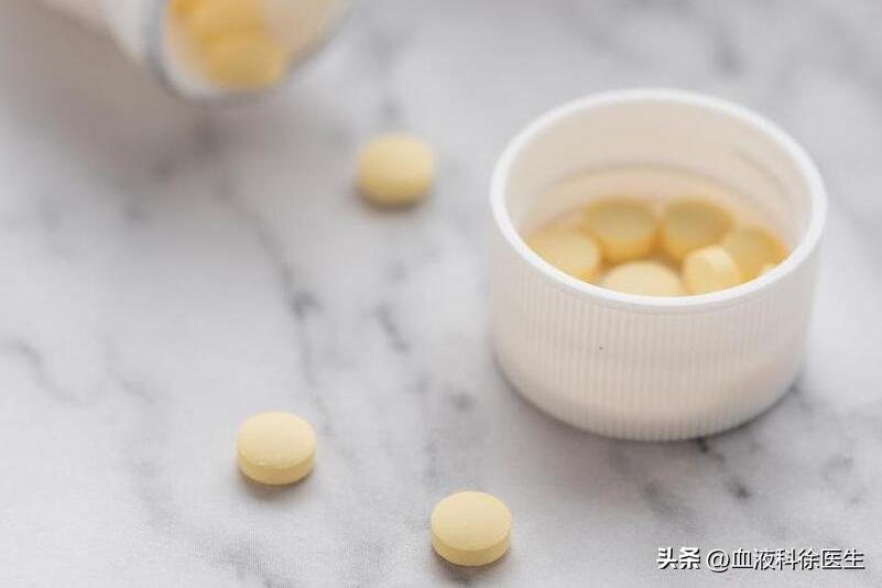 中老年补充叶酸每日需多少,中老年人如何补充叶酸每次吃多少