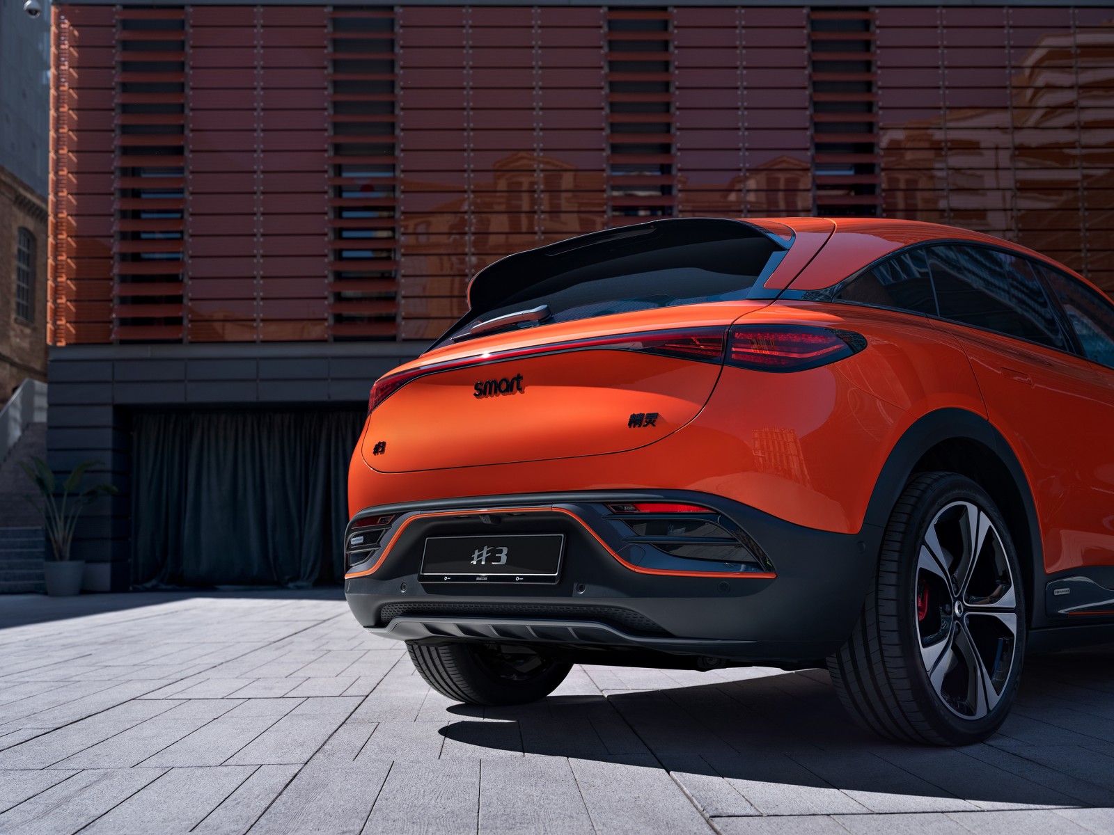 都说在星巴克要买大杯咖啡,那smart精灵#1和#3哪个更适合你?