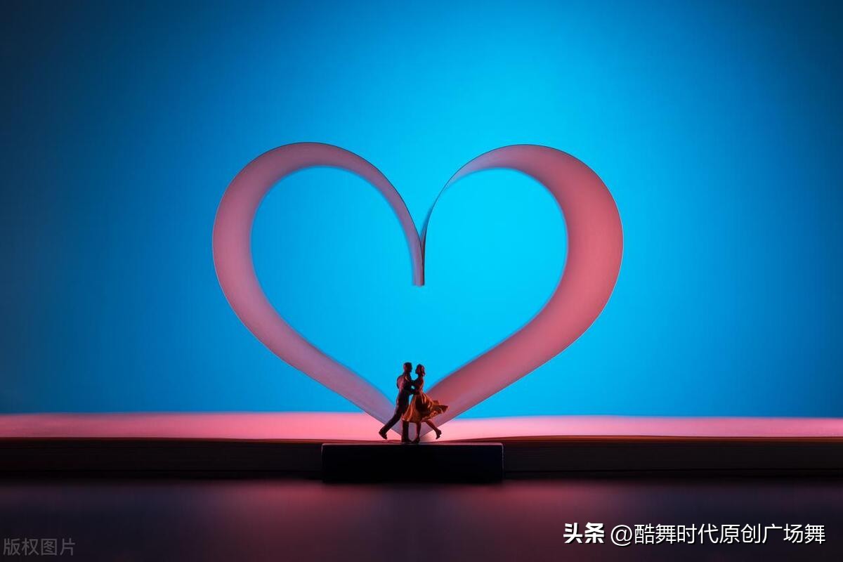 50岁大妈调侃舞场九条*规则潜**，条条精辟，句句真言，不服不行