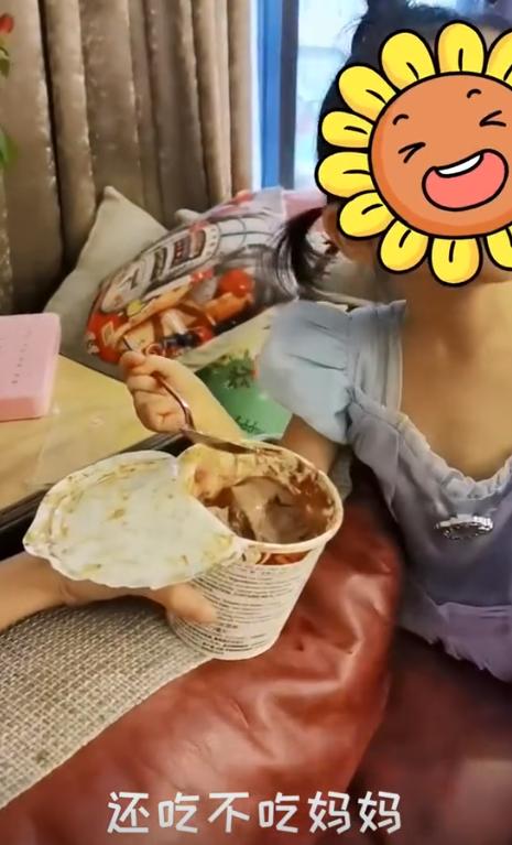 林允和颖儿同框,颖儿换房子