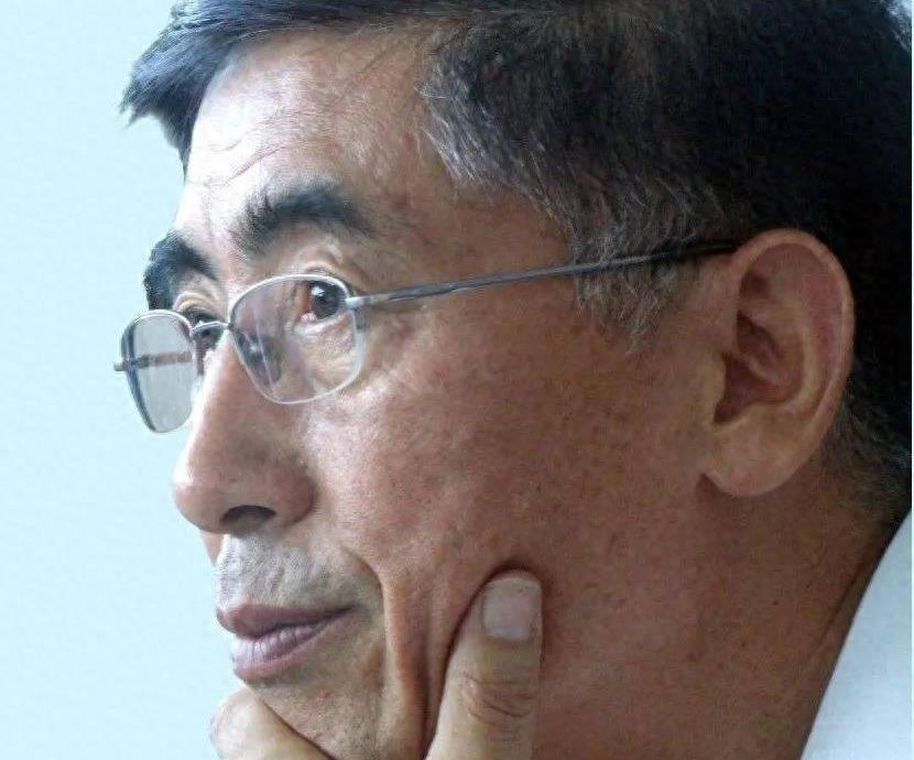 干尽傻事，却年入200亿！河北最“变态”超市，胖东来都服气