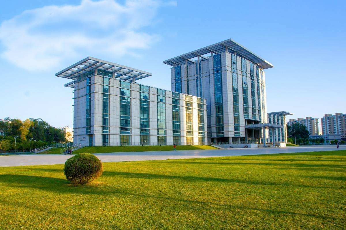 沈阳药科大学本科毕业去哪就业,沈阳医学院就业都去哪些医院