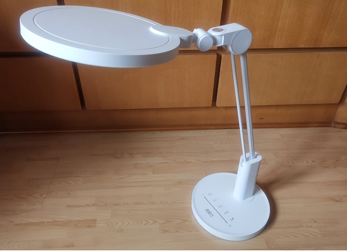 护眼灯好吗,儿童护眼台灯10-18岁护眼灯