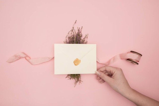 手机拍的图片怎么加文字,怎么给自己拍的照片加个图章