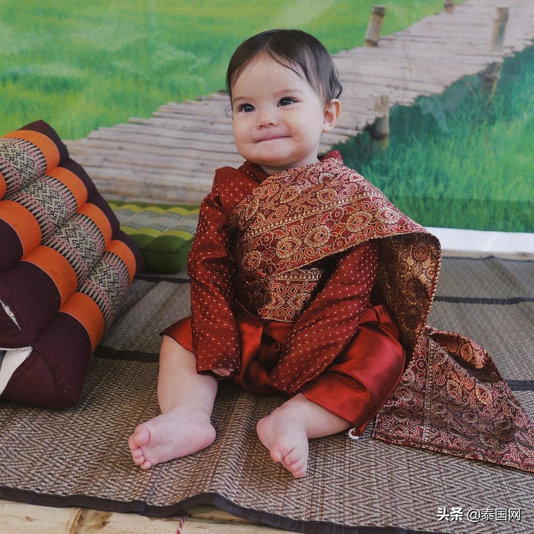 鍎跨娉板浗椋庢儏瑁呮壆,娉板浗鍎跨閫犲瀷