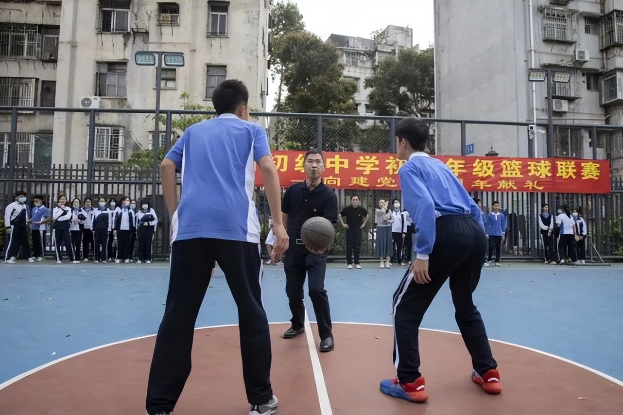 深圳翠园中学优点介绍,什么是快乐校园