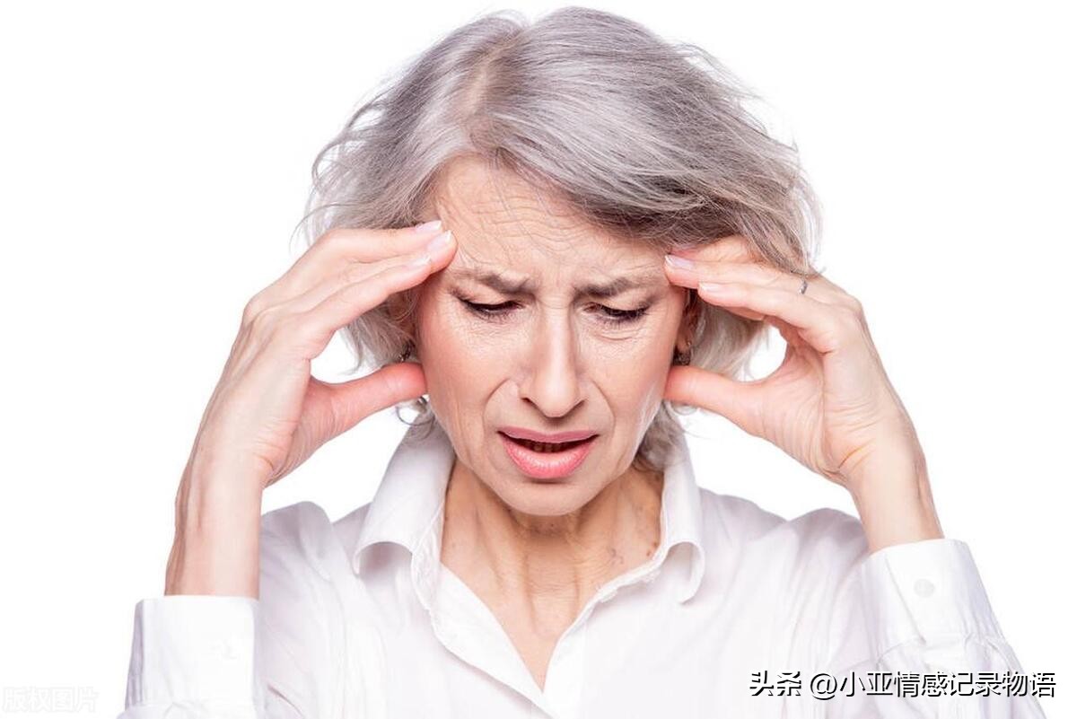 子女雇个保姆伺候70岁老人 (53岁保姆给49岁大叔当保姆十年)