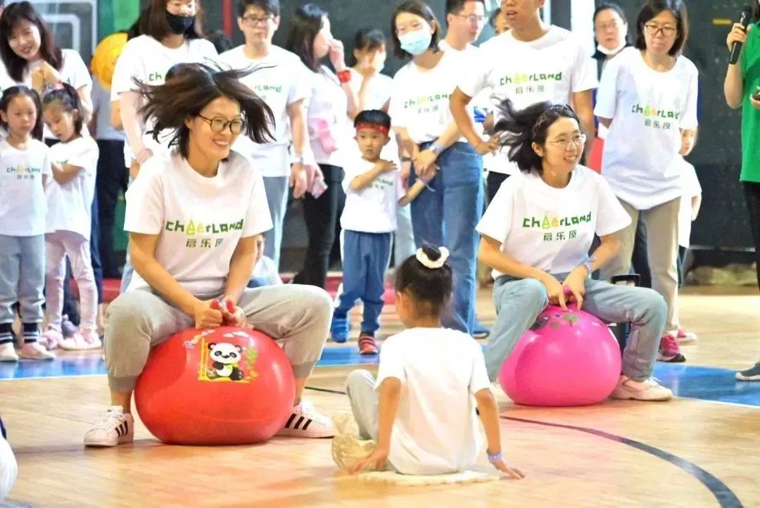 七彩童年活动环创,七彩童年庆六一活动