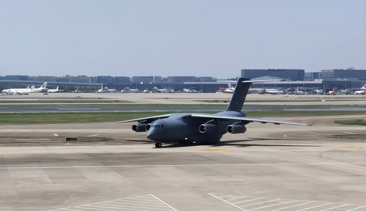 6架中国运20飞往塞尔维亚,中国12架运20解读