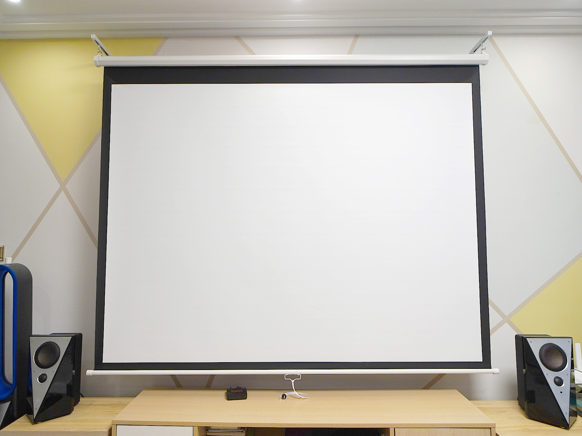 投影幕布实用小技巧,投影幕布入门