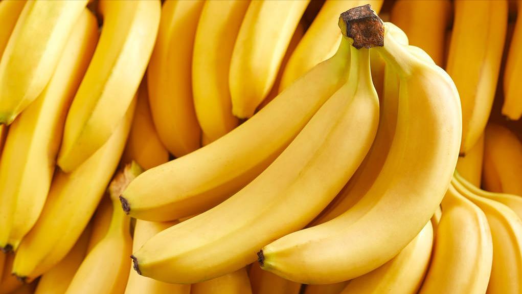 香蕉的买法和技巧,买香蕉时挑弯的还是直的好水果