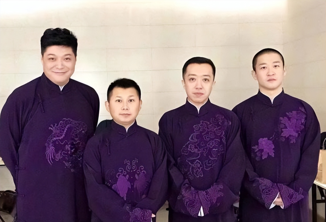 曹云金何云伟和郭德纲什么关系,曹云金何云伟哪一年拜师郭德纲