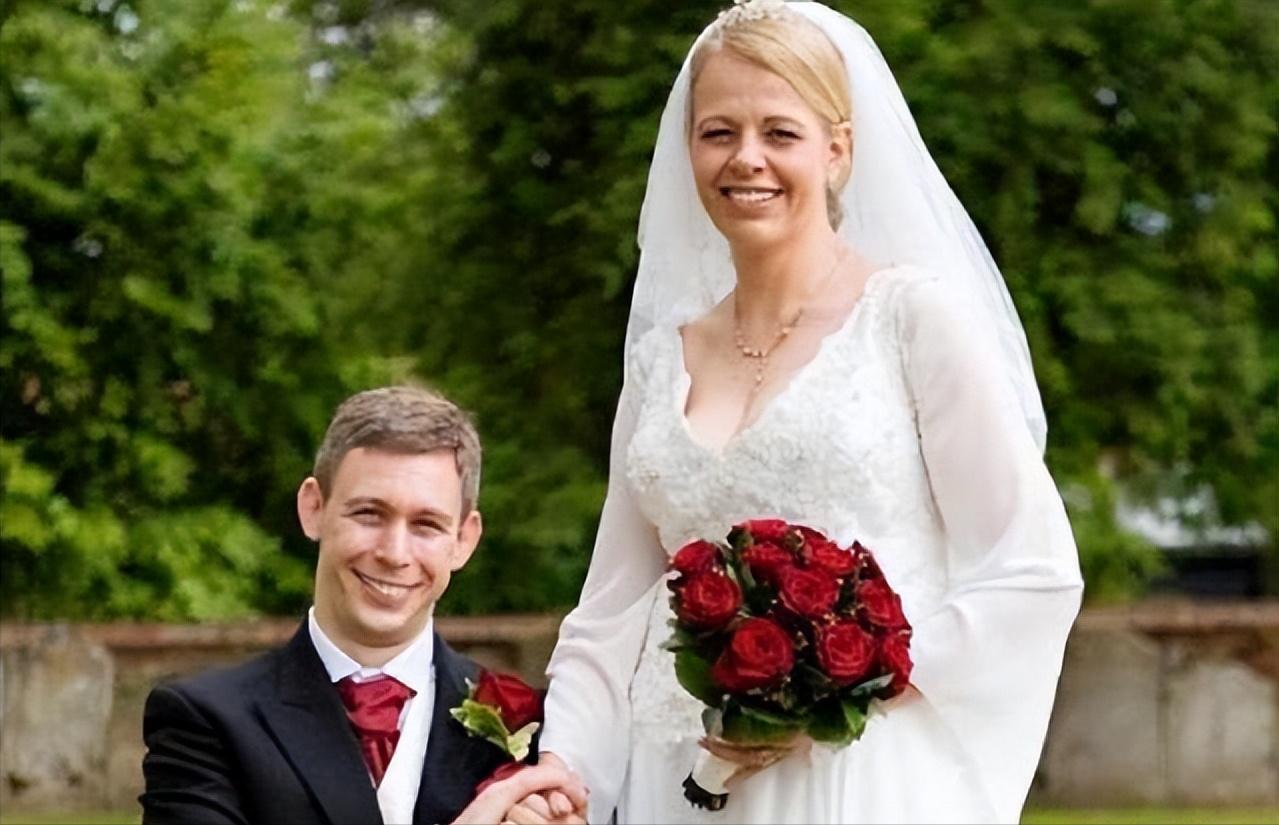 幽灵男孩马丁ted,幽灵男孩马丁的护工