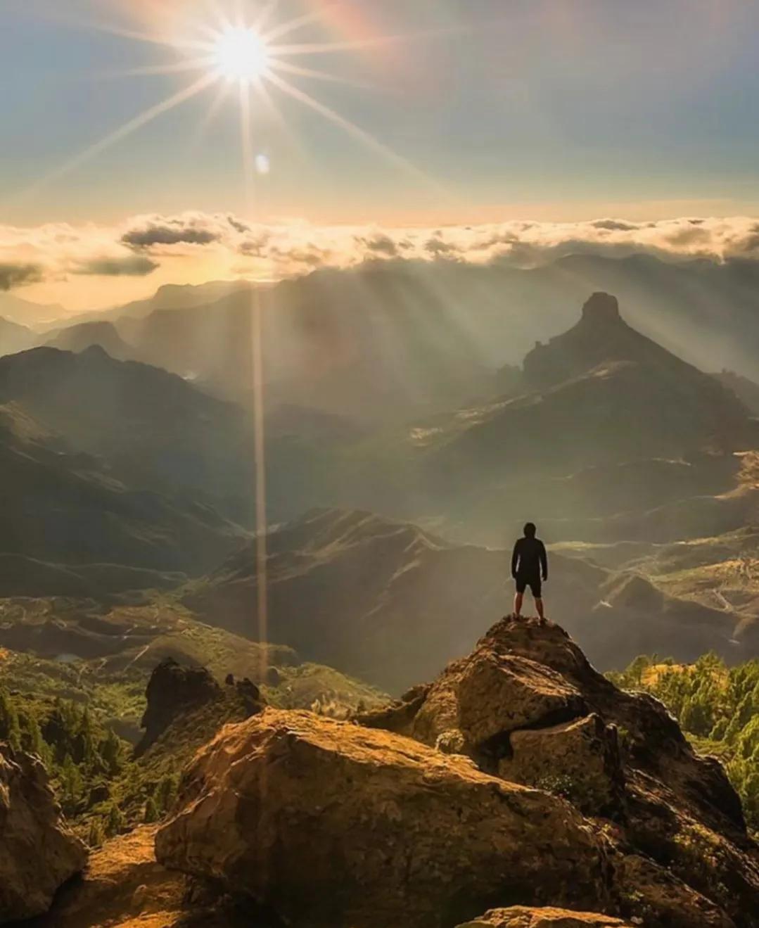 爱你不止眼前的苟且还有诗和远方,不止眼前的苟且还有诗和远方许巍