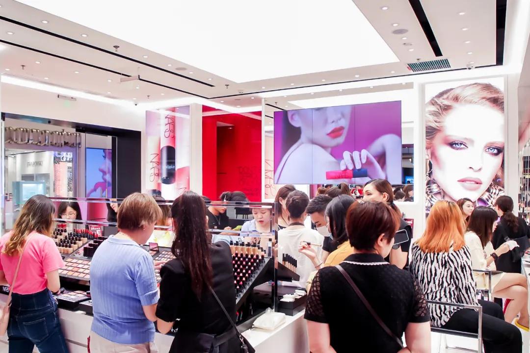 18年重庆商业OG，如何一直稳拿「Ace牌面」？