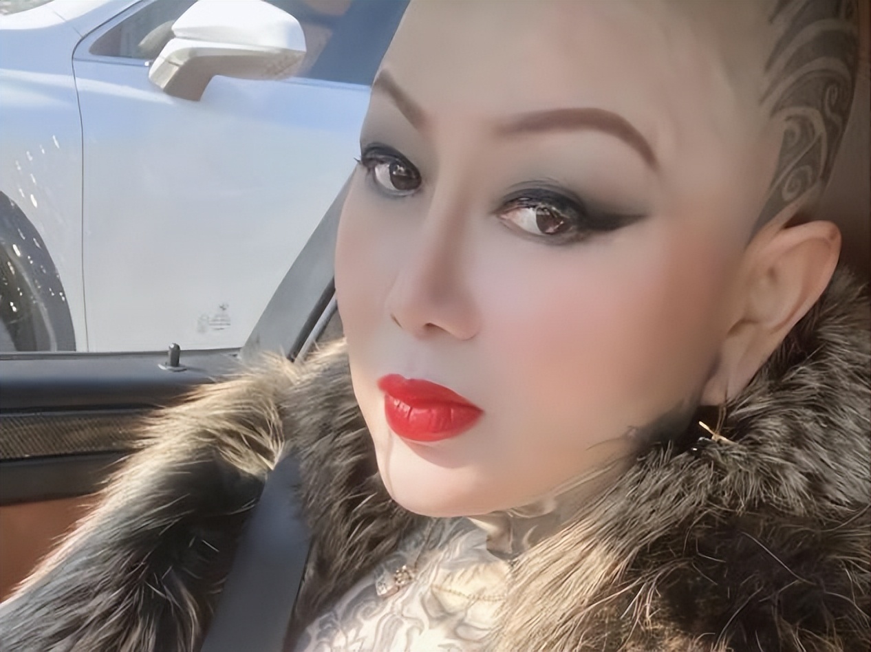 浙江第一富婆宾利姐现状,浙江富婆宾利姐年轻时