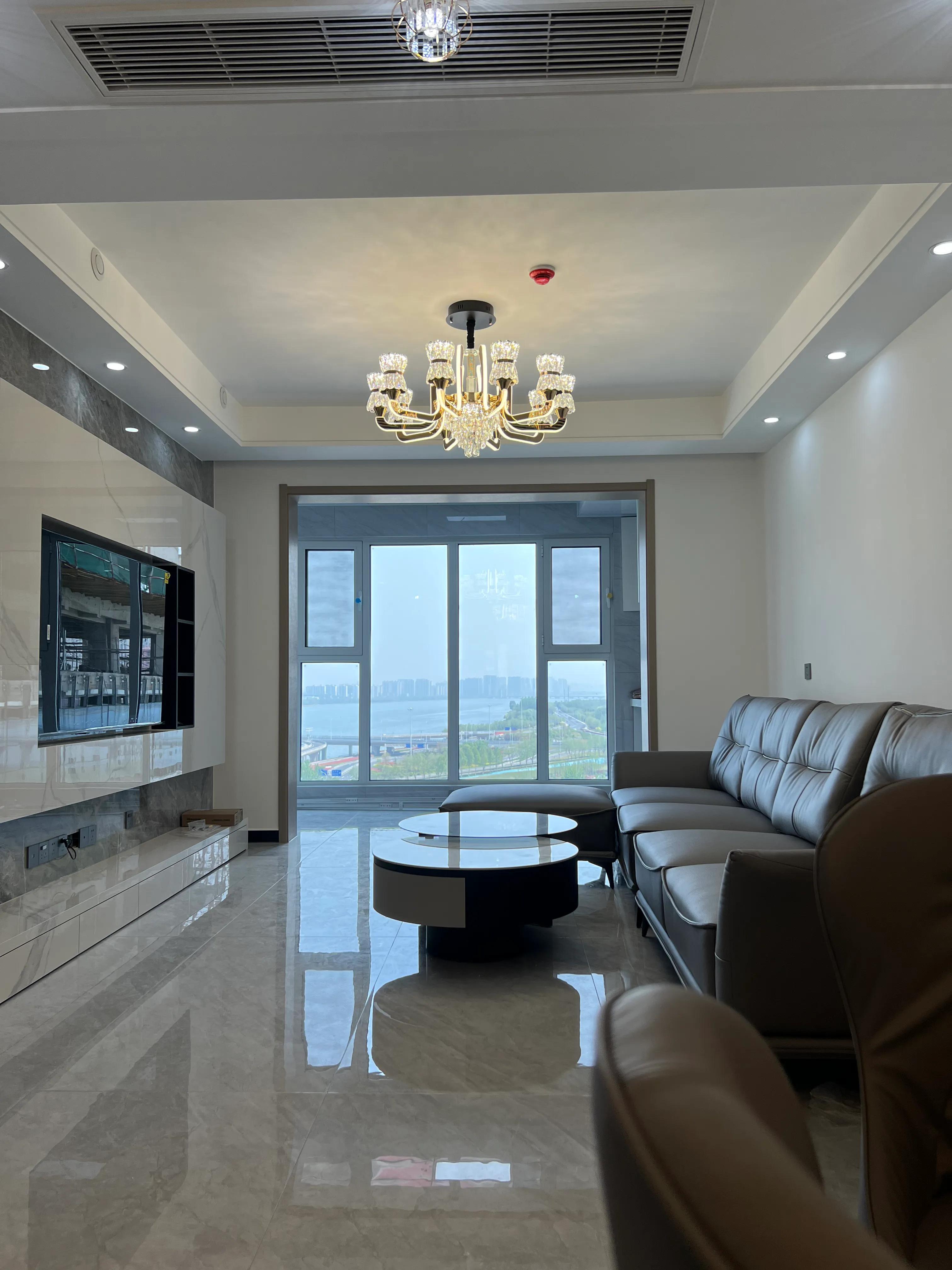 现代简约风格建筑,现代简约风格餐厅圆顶装修图