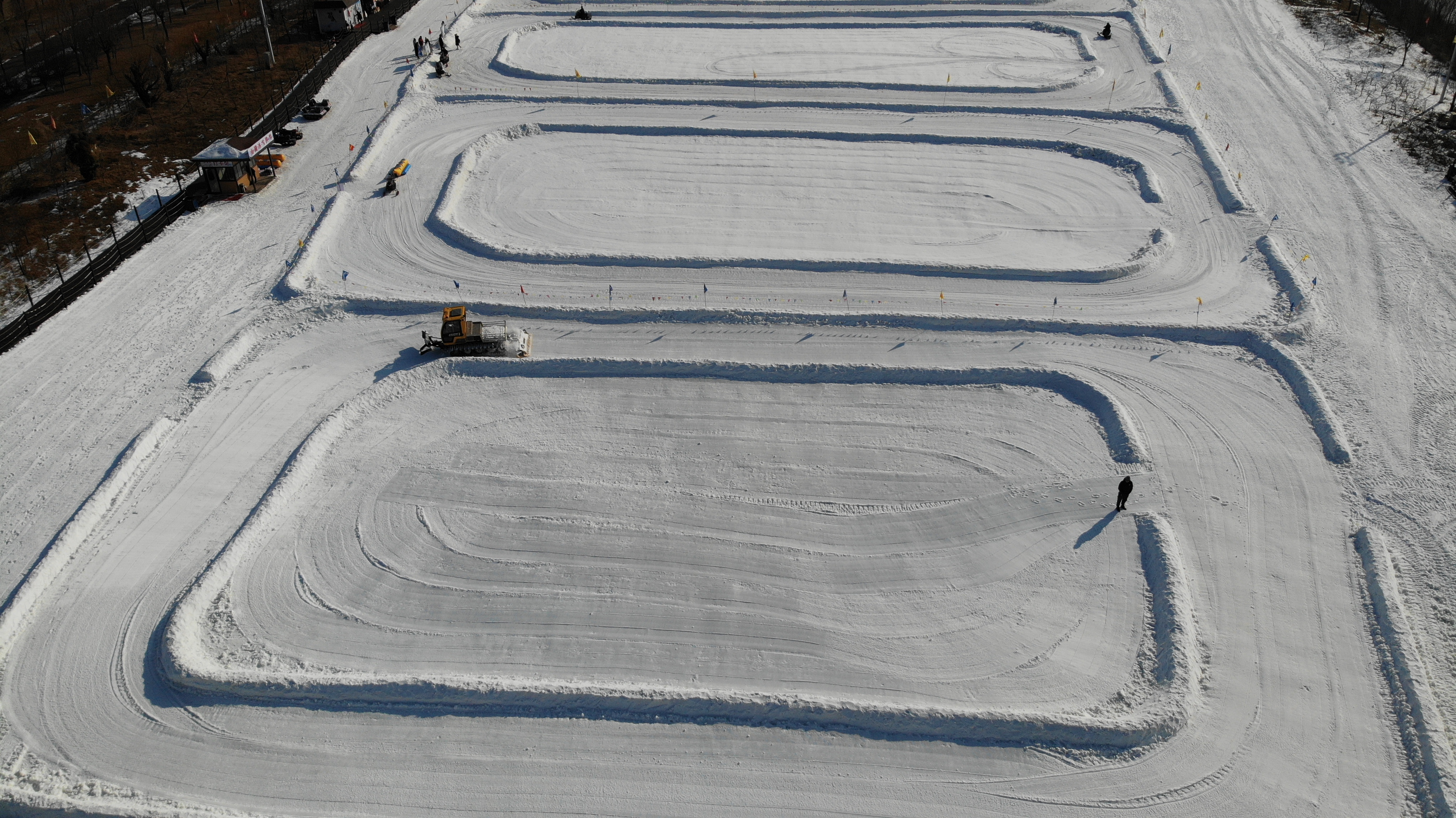 南湖公园武清区游玩,武清南湖公园四月初景色