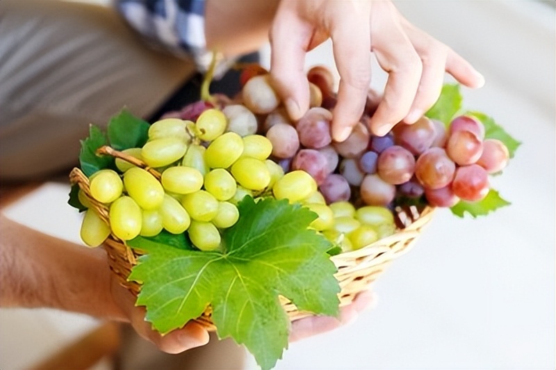 补充维生素可以帮助去除扁平疣吗,补充维生素c可以淡化黄褐斑吗