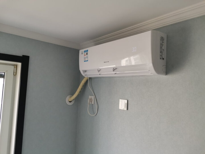 空调启动耗费的电量,格力1.5匹空调一小时耗费多少度电