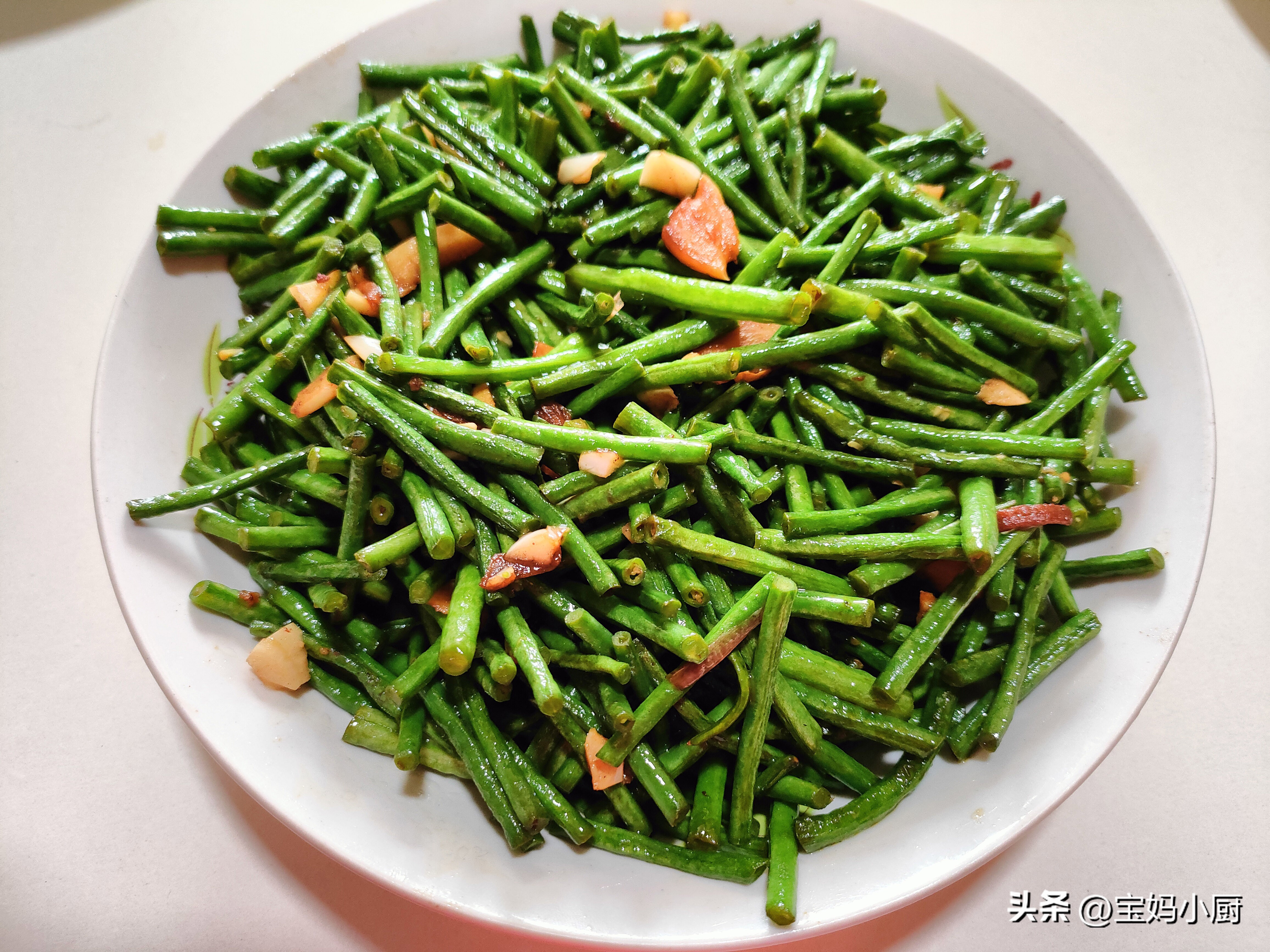 秋季天干吃什么滋润,秋天晚餐搭配