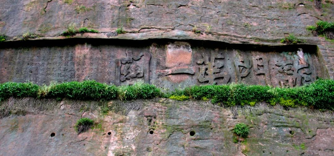 【上饶天下SHOW之铅山县】百年浮桥沧桑，百里信江画廊，辛弃疾巨雕缘何背城北望？