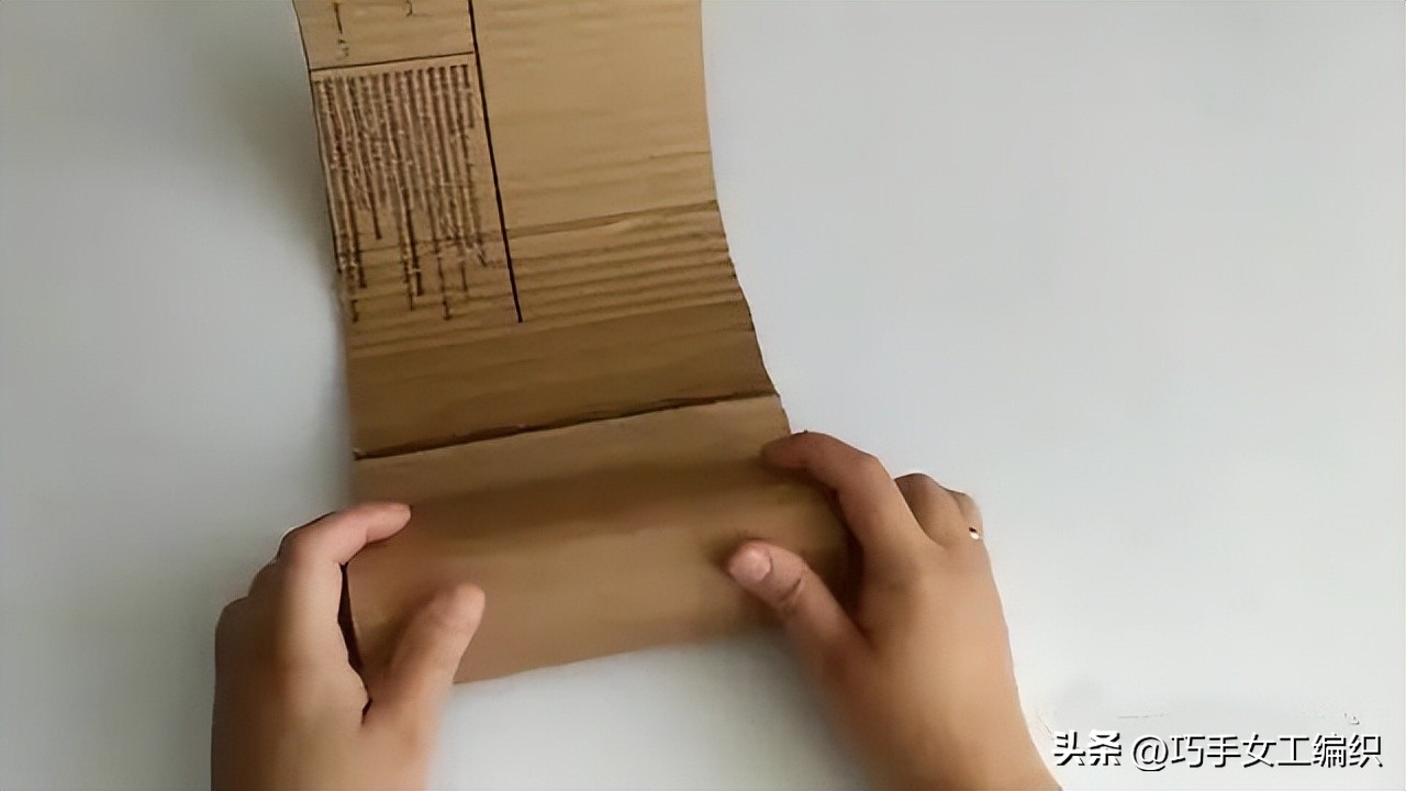 如何用旧牛仔裤做收纳,旧牛仔裤改造收纳袋挂件简单