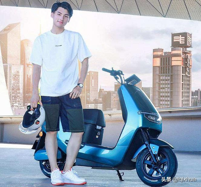 冬天两个电动车送外卖够用不,速度快续航远的新国标电动车推荐